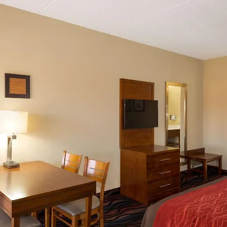 Baymont By Wyndham Bonita Springs-2