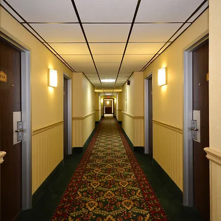 Howard Johnson By Wyndham Saugerties-2