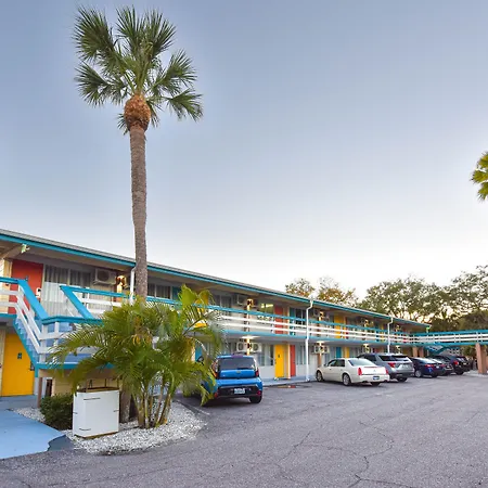 Golden Host Resort Sarasota-3