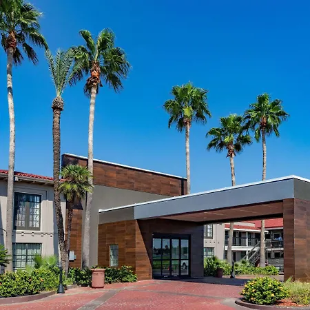 La Quinta Inn By Wyndham Laredo I-35-3