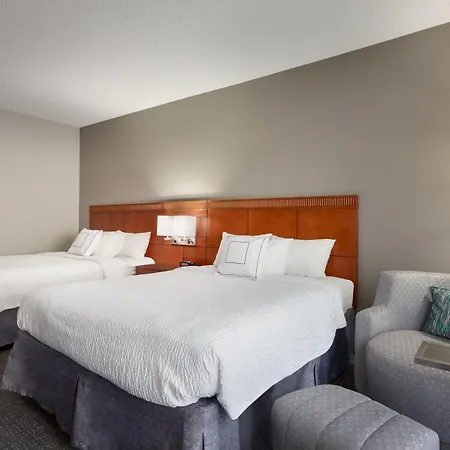 Courtyard By Marriott Fort Myers Cape Coral-3