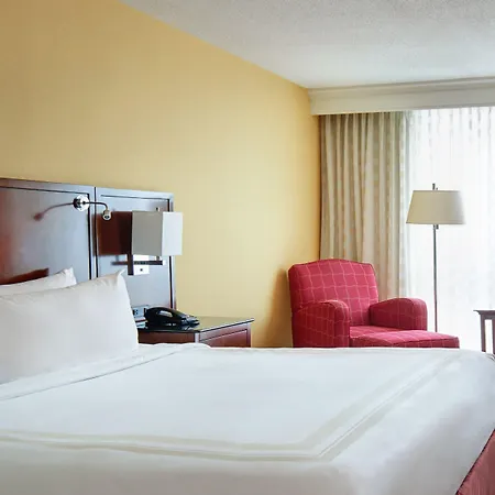 Wyndham Cleveland Airport-2