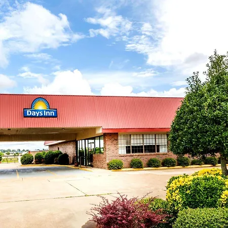 Days Inn By Wyndham Batesville-2