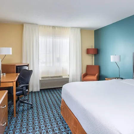 Fairfield Inn & Suites Lincoln-2
