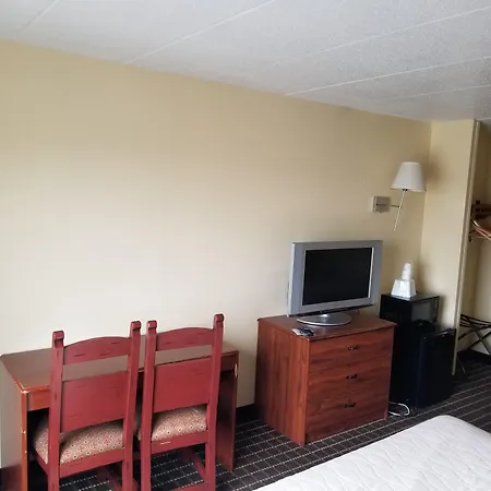 Travelodge By Wyndham Lansing Il-3