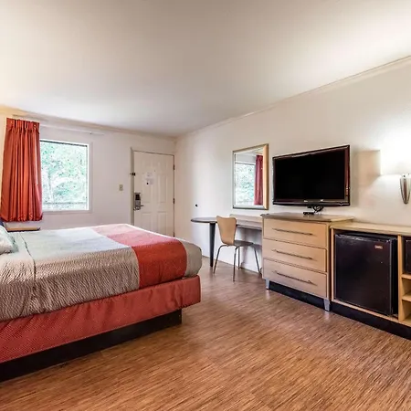 Motel 6-Gatlinburg, Tn - Smoky Mountains-2