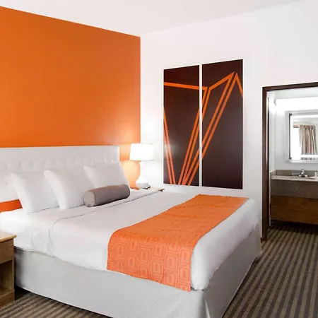 Howard Johnson By Wyndham Wilmington-3
