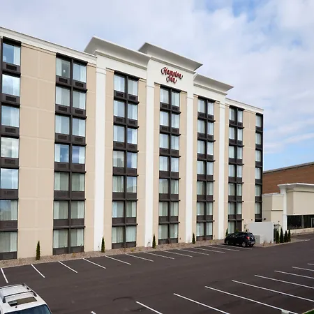 Hampton Inn Green Bay Downtown-3