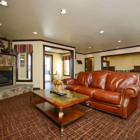 Yellowstone West Gate Hotel-3
