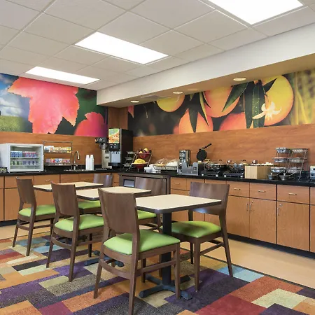 Fairfield Inn & Suites By Marriott Bloomington-3
