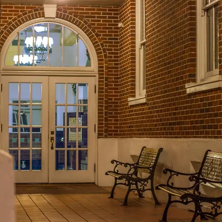 Hassayampa Inn-3