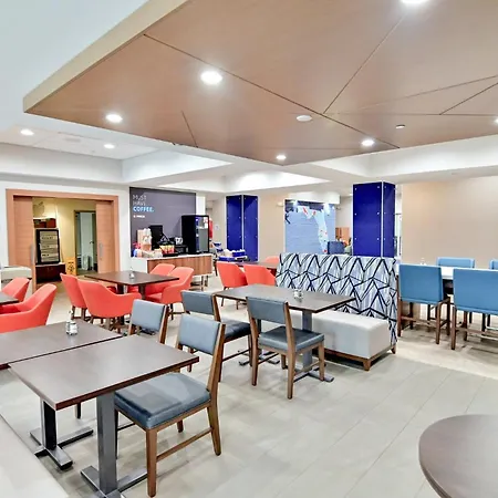 Holiday Inn Express & Suites Palm Coast - I-95-3