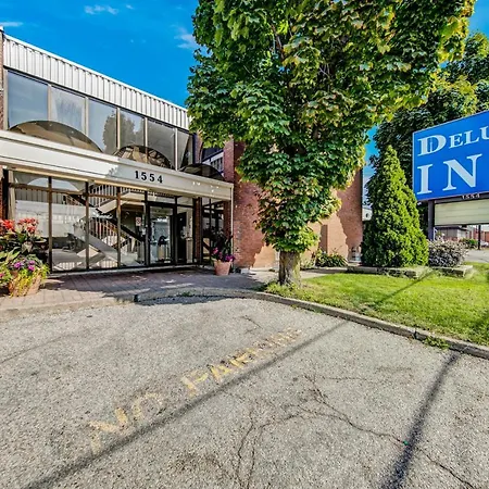Deluxe Inn-2