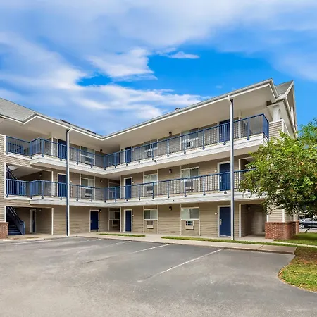 Birch Hill Suites - Lakeland-3
