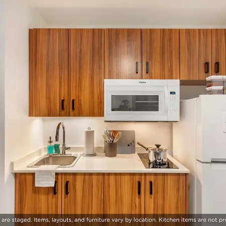 Uptown Suites Extended Stay Tampa Fl - Riverview-3