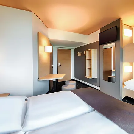 B&B Hotel Rostock-Hafen-3