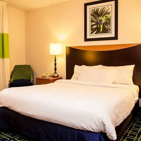 Fairfield Inn & Suites Fredericksburg-2