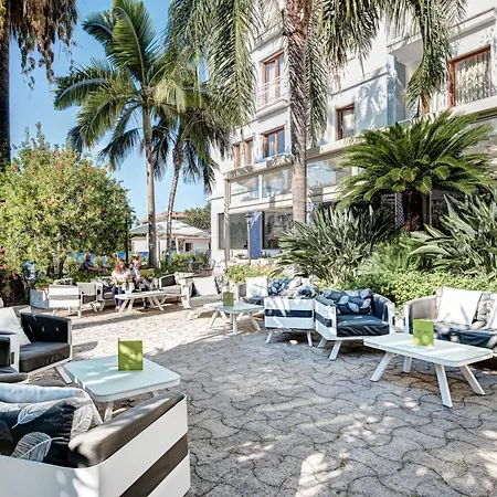 Hotel Caravel-2