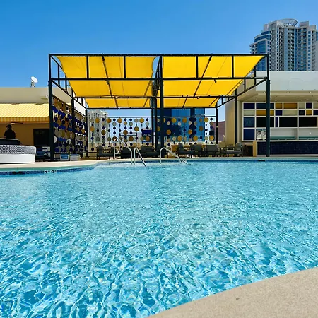 The Strat Hotel, Casino & Tower-2
