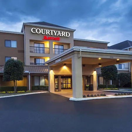 Courtyard By Marriott Dothan-2