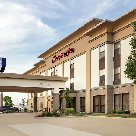 Hampton Inn Shawnee-2