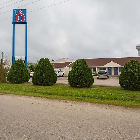 Motel 6-Madisonville, Tx-2