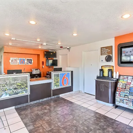 Motel 6-Oakland, Ca - Embarcadero-3
