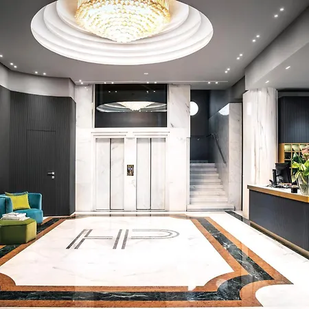 Hotel Plaza E De Russie - Relais & Chateaux-3