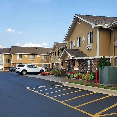 Super 8 By Wyndham Sterling Heights/Detroit Area-2