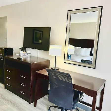 Days Inn By Wyndham Melbourne-3