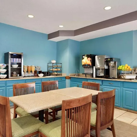 Country Inn & Suites By Radisson, Minneapolis-Shakopee-2