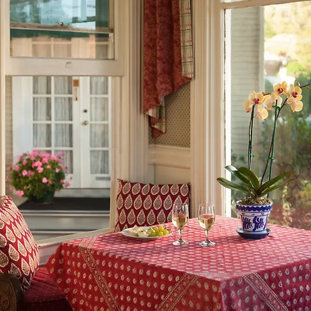 Cheshire Cat Inn & Cottages-2