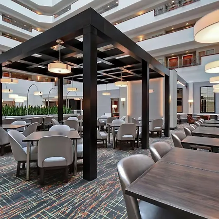 Embassy Suites Little Rock-3