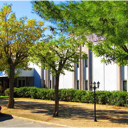 Aix Hotel-2