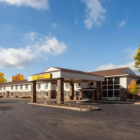 Super 8 By Wyndham Wausau-3