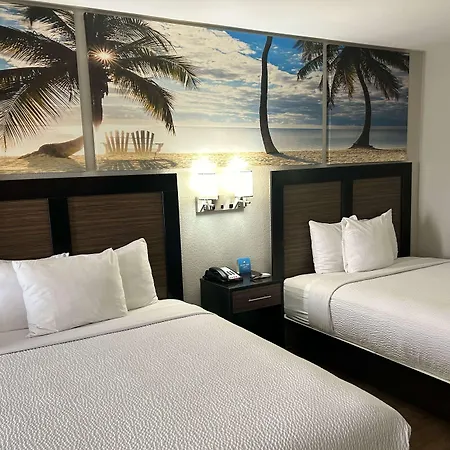 Days Inn By Wyndham Panama City/Callaway-2