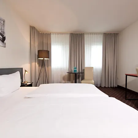 ACHAT Hotel Hockenheim-3