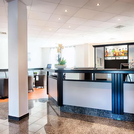 ACHAT Hotel Hockenheim-2