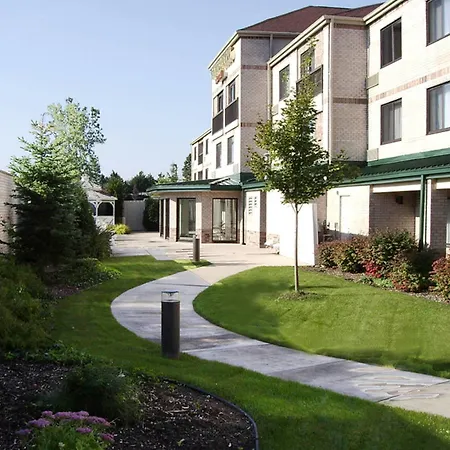 Courtyard Detroit Brighton-3
