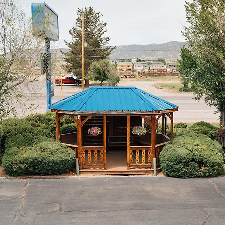Salida Inn & Monarch Suites-2