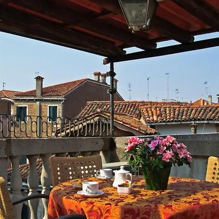 Hotel La Fenice Et Des Artistes-2