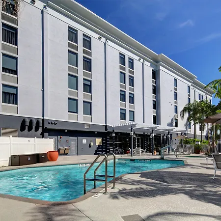 Hampton Inn Pembroke Pines-2