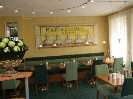 Memphis Hotel-3