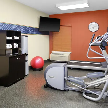 Hampton Inn Portage-3