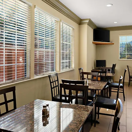 Best Western Willits Inn-3