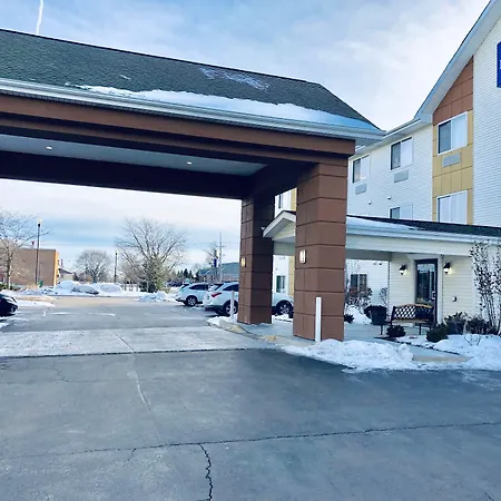 Baymont By Wyndham Gurnee-3