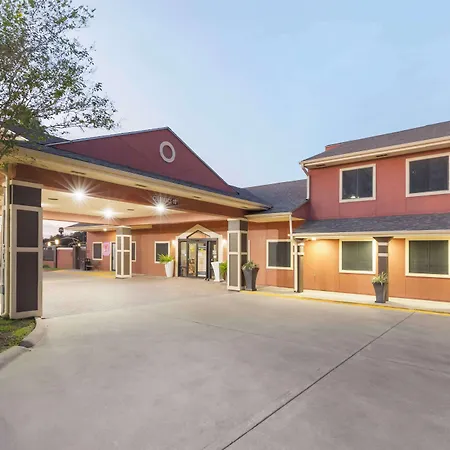 Best Western Plus Edinburg Inn & Suites-3
