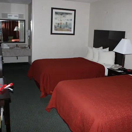 Quality Inn & Suites York East-3