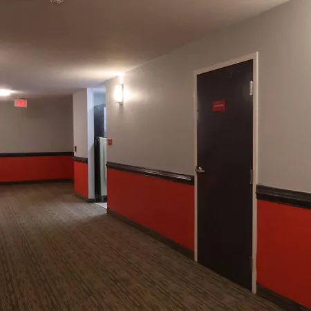 Super 8 By Wyndham Dawsonville-2
