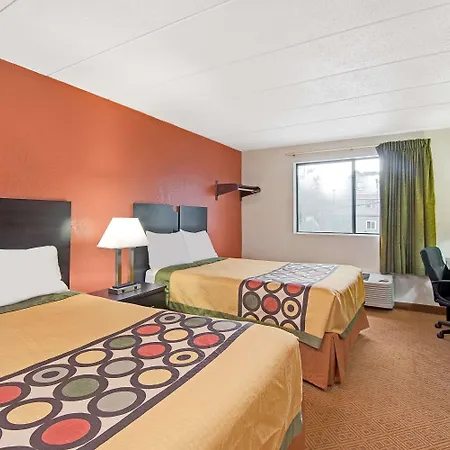 Super 8 By Wyndham Stamford/New York City Area-2